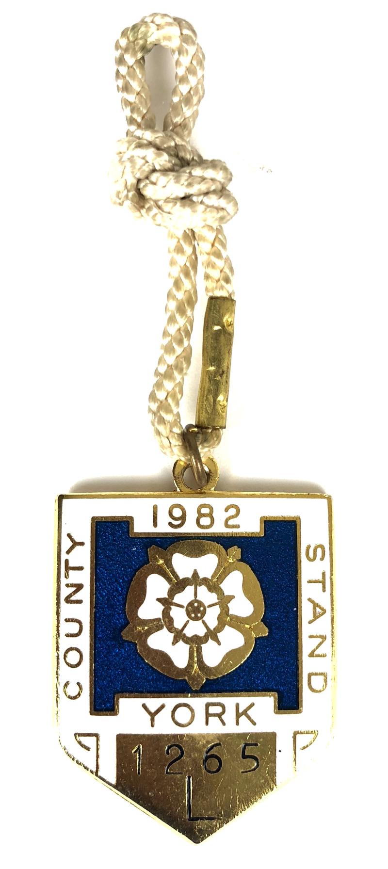 York County Stand 1982 horse racing club badge