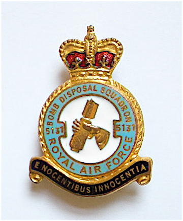 RAF No 5131 Bomb Disposal Squadron Royal Air Force badge c1950s