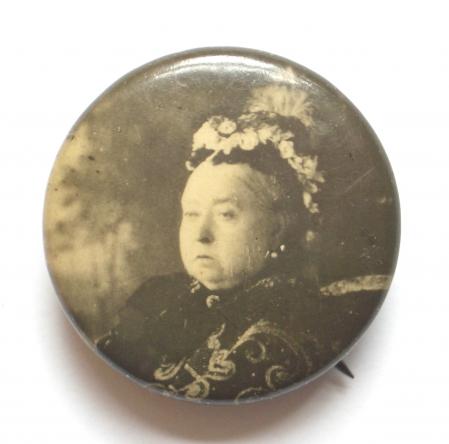 Queen Victoria Boer War series celluloid tin button badge