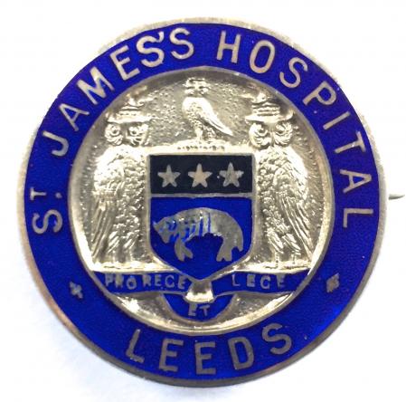 St James's Hospital Leeds silver nurses badge