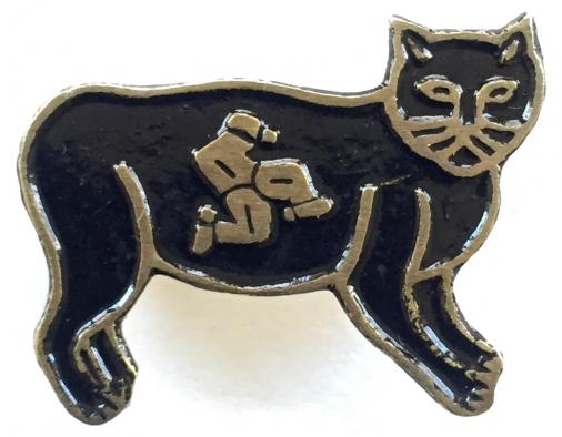 Isle of Man lucky black manx cat badge c1980s