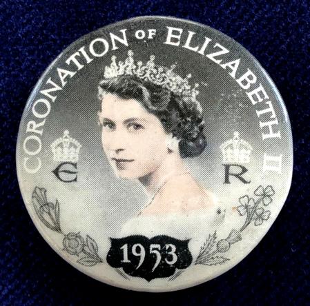 Coronation of Elizabeth II 1953 souvenir celluloid tin button badge