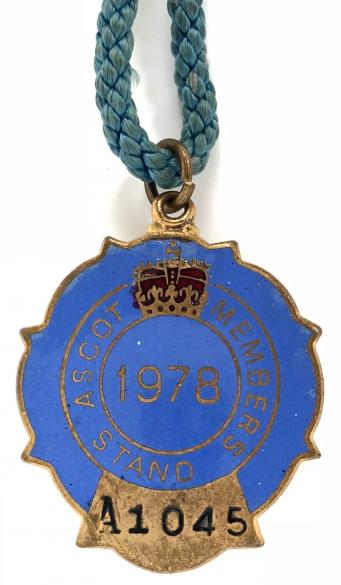 1978 Ascot horse racing club badge.