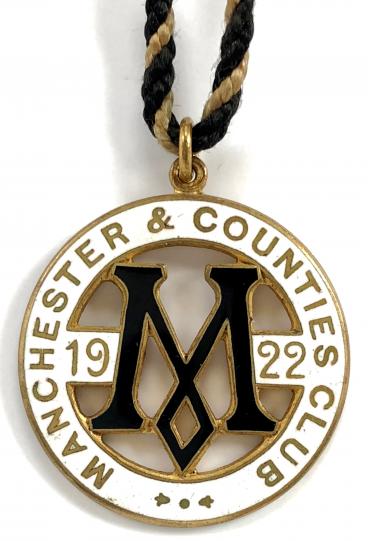 1922 Manchester horse racing club badge