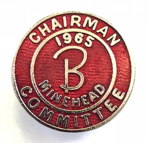 Butlins 1965 Minehead chairman committee red badge