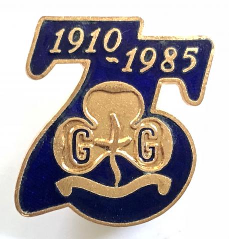 Girl Guides 75th anniversary commemorative 1910 - 1985 badge