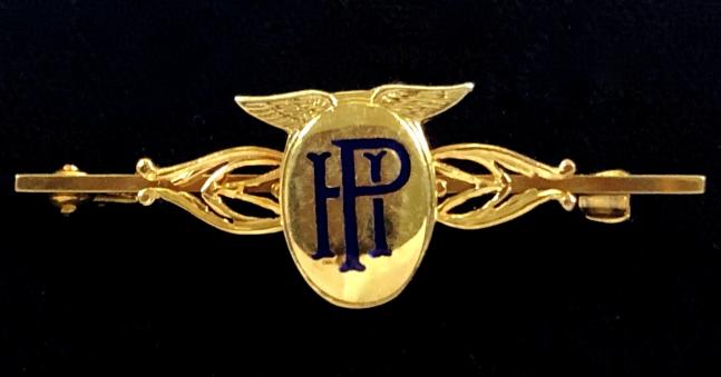 Handley Page Ltd Aircraft manufacturers 1966 presentation gold brooch by Garrard