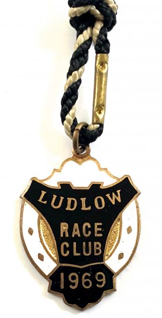 1969 Ludlow Race Club horse racing badge