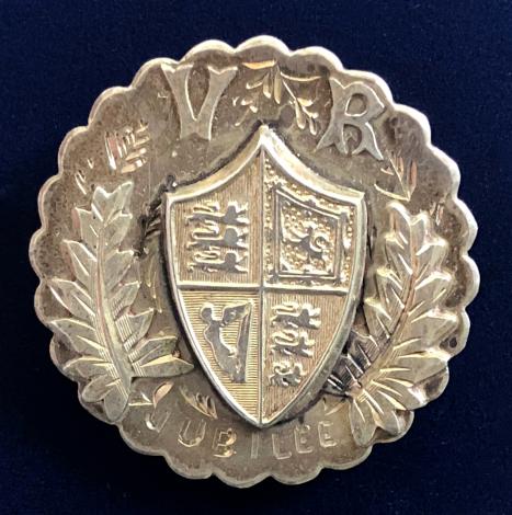 Queen Victoria 1887 Jubilee commemorative silver pin locket brooch