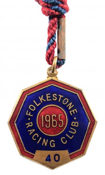 1965 Folkestone horse racing club badge