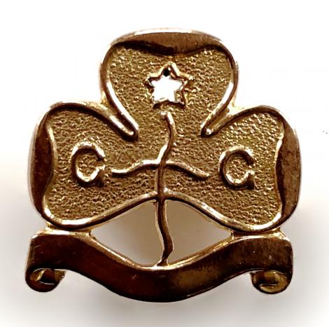Girl Guides Trefoil 1921 hallmarked 9 carat gold promise badge