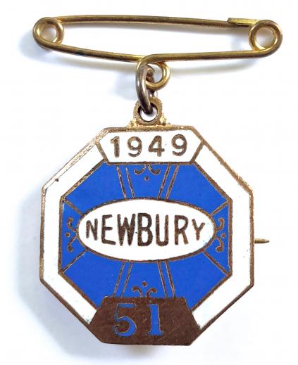 1949 Newbury Racecourse horse racing badge