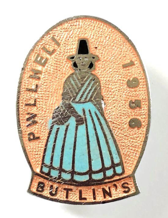 Butlins 1956 Pwllheli holiday camp Welsh lady badge