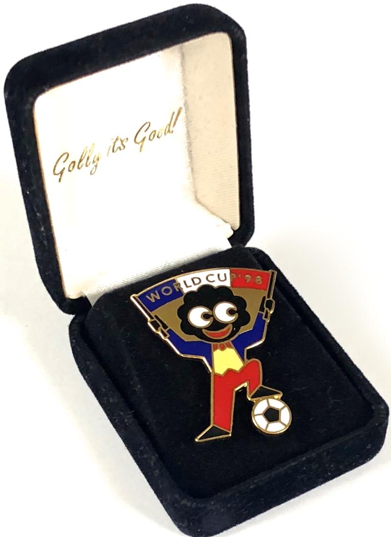 Robertsons Golly World Cup 1998 France limited edition badge