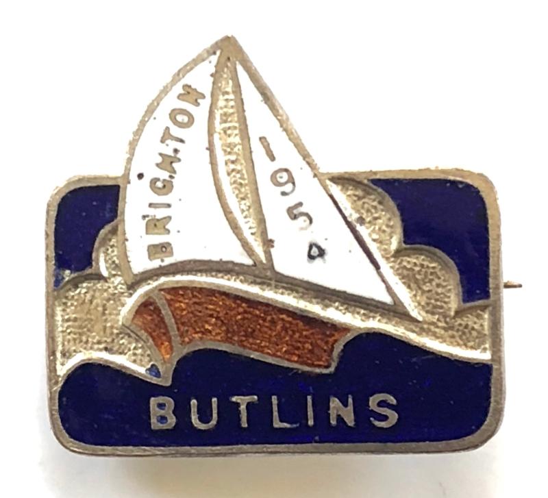 Butlins 1954 Brighton holiday camp sailing yacht badge