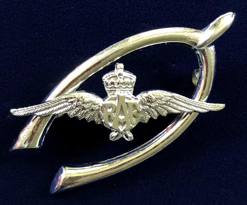 WW2 Royal Air Force RAF lucky wishbone sweetheart brooch