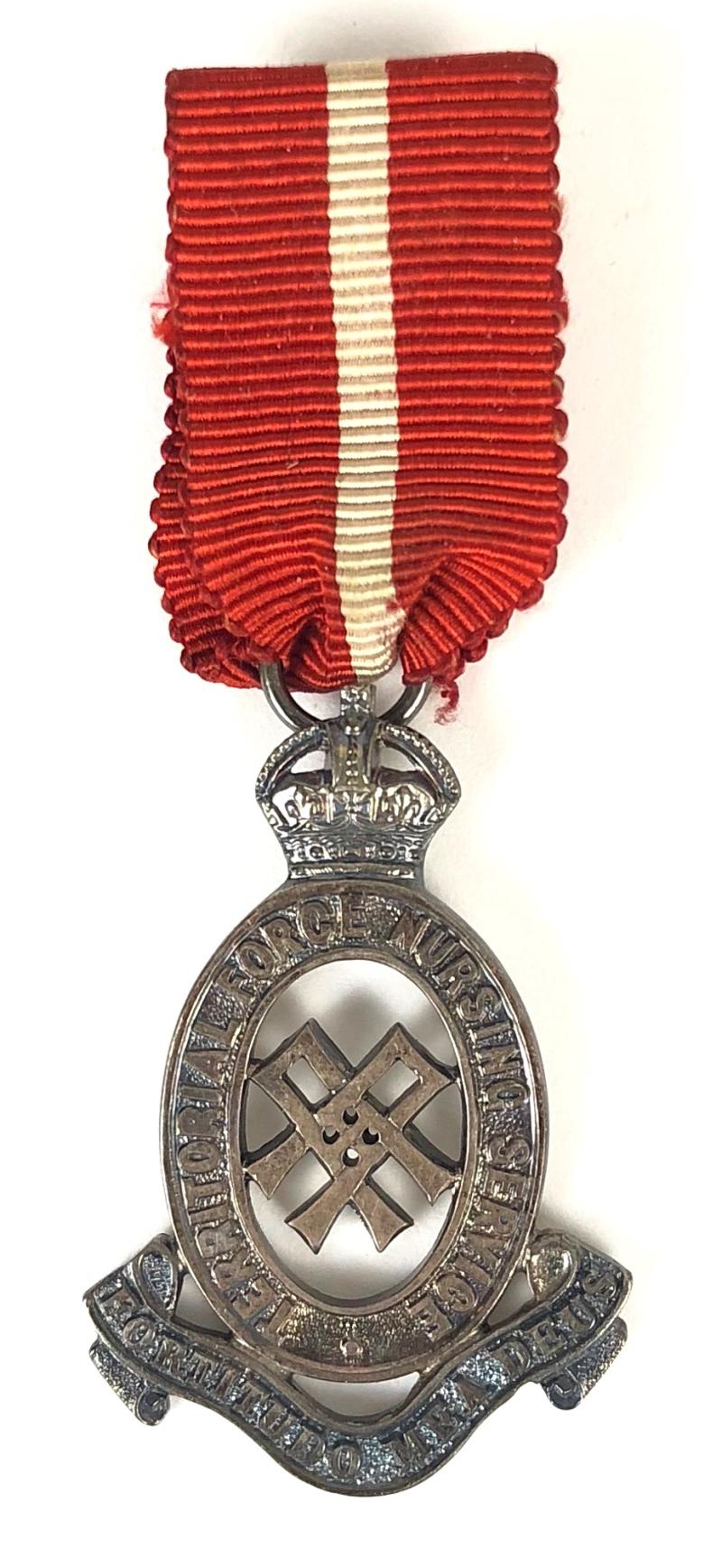 Territorial Force Nursing Service TFNS silver tippet badge medal c.1908 -1921
