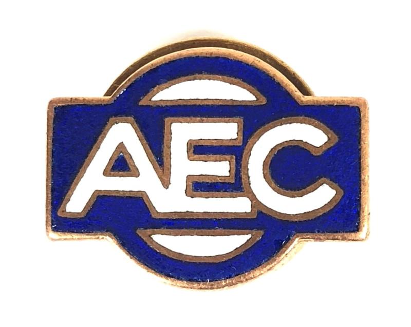 AEC lapel badge Lorry & Bus Manufacturer by W.Miller c.1929 –1932