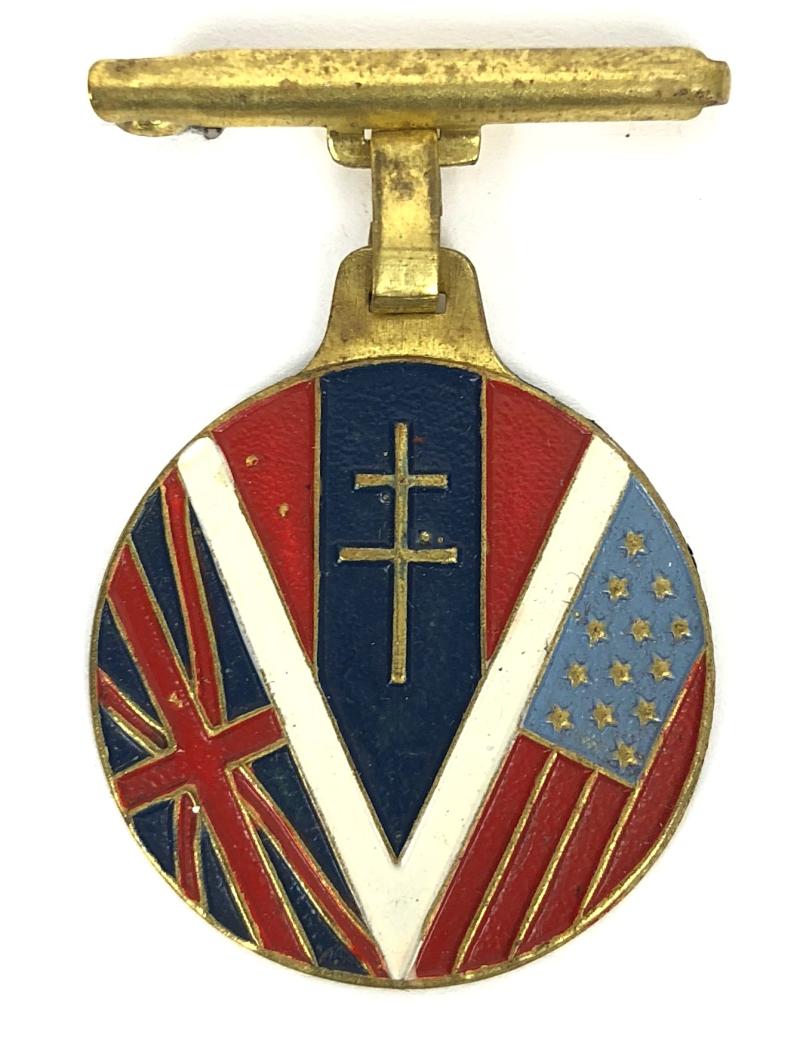 WW2 Free French Forces Britian & USA Victory Flag Badge