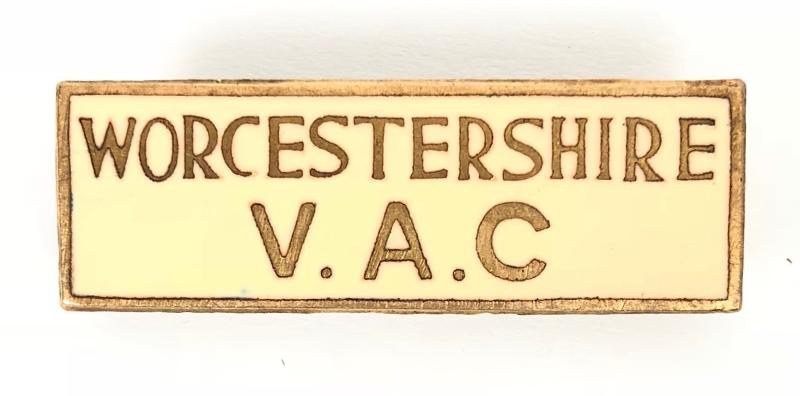 WW2 Worcestershire VAC Volunteer Agricultural Camp Badge