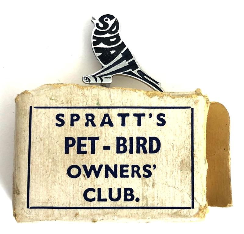 Spratt's Pet Bird Owners Club advertising pin badge in presentation box