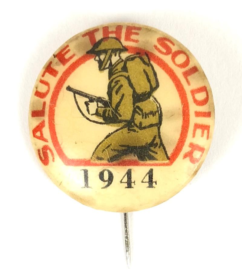 Salute The Soldier Week 1944 wartime fundraising badge