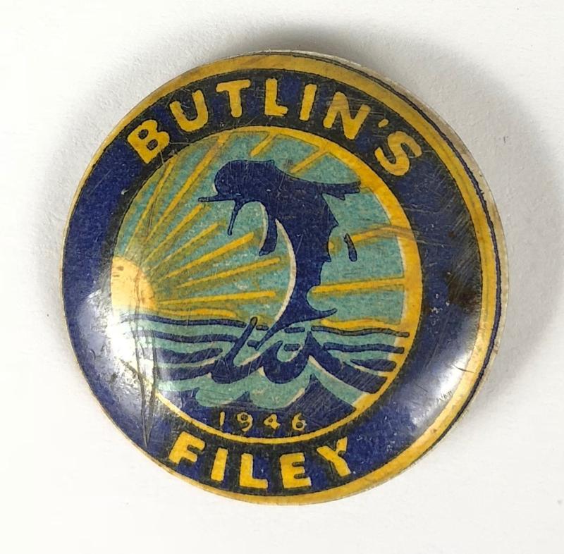 Butlin's 1946 Filey Holiday Camp leaping fish tin button badge