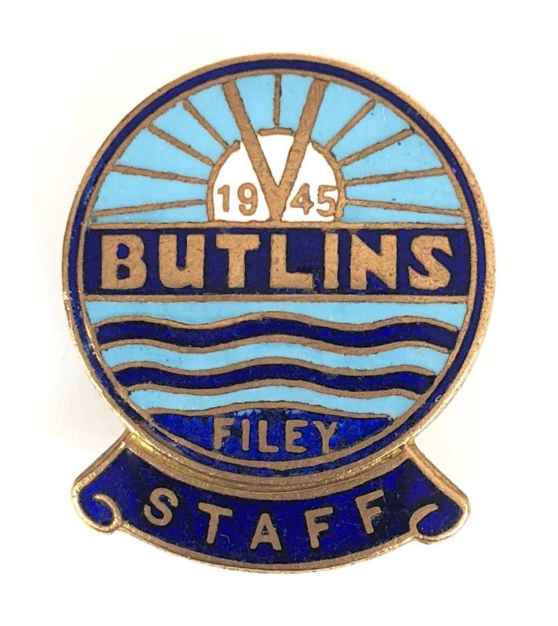 Butlins 1945 Filey Holiday Camp V for Victory STAFF Badge