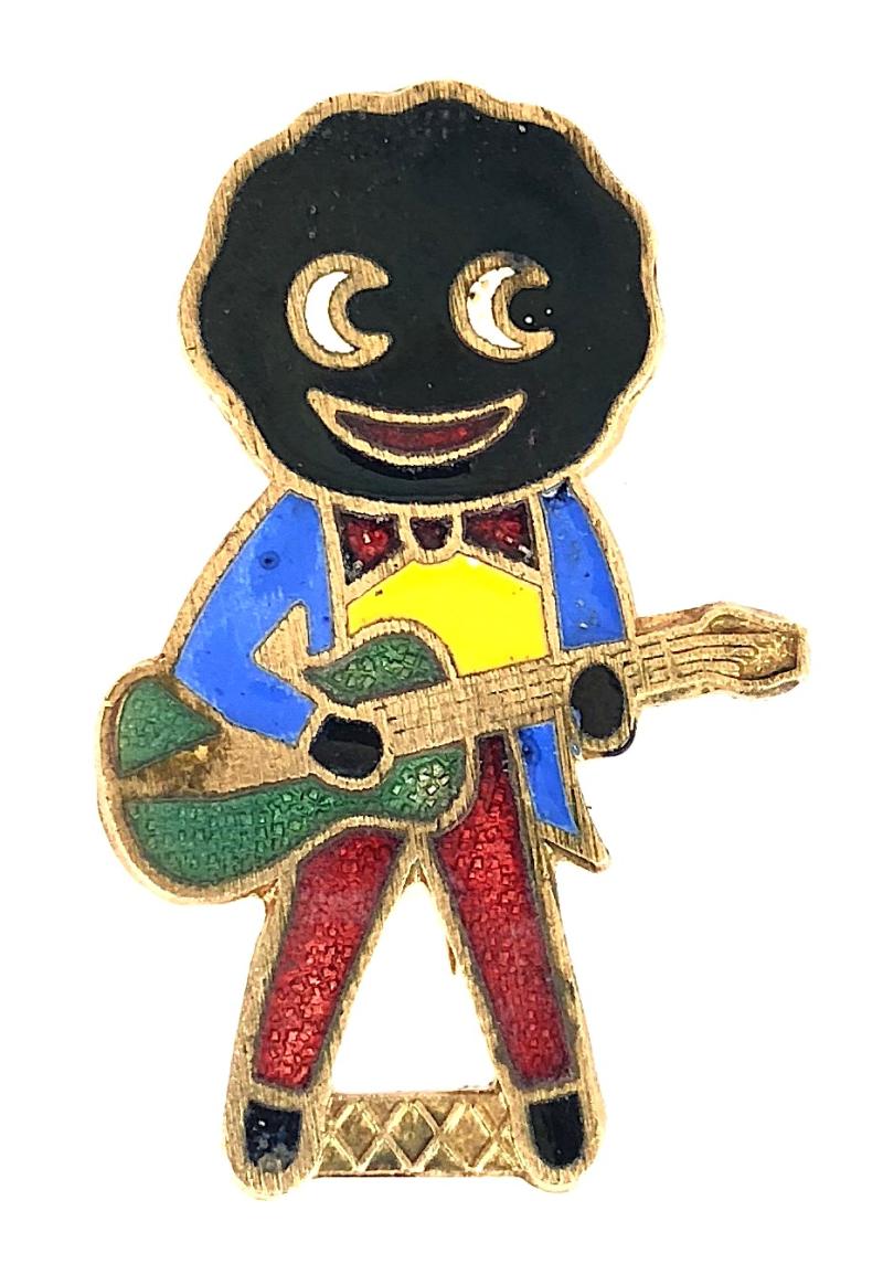 Robertsons 1970s Golly guitarist advertising badge R.E.V.Gomm