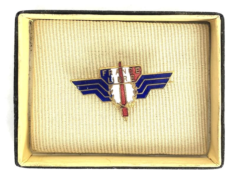 WW2 Free French Forces FRANCE LIBRE supporters pin badge in original case