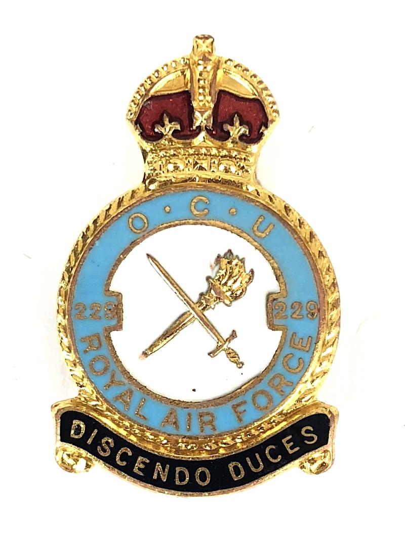 RAF No 229 OCU Royal Air Force operational conversion unit badge H.W.Miller