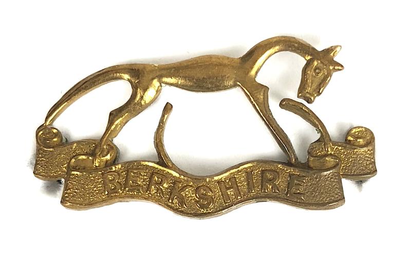 Berkshire Yeomanry Uffington Horse collar badge