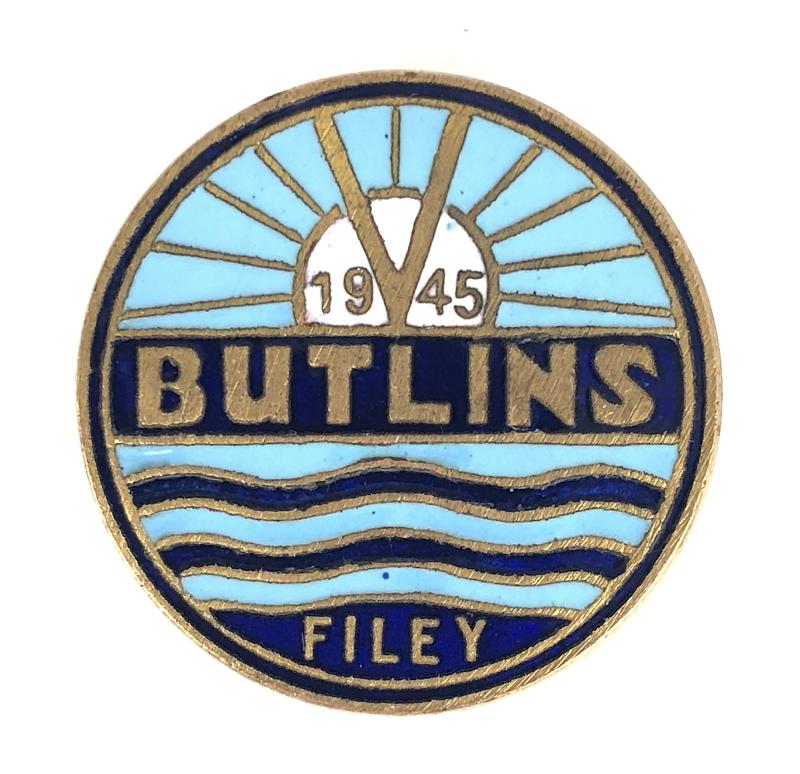 Butlins 1945 Filey Holiday Camp V for Victory badge