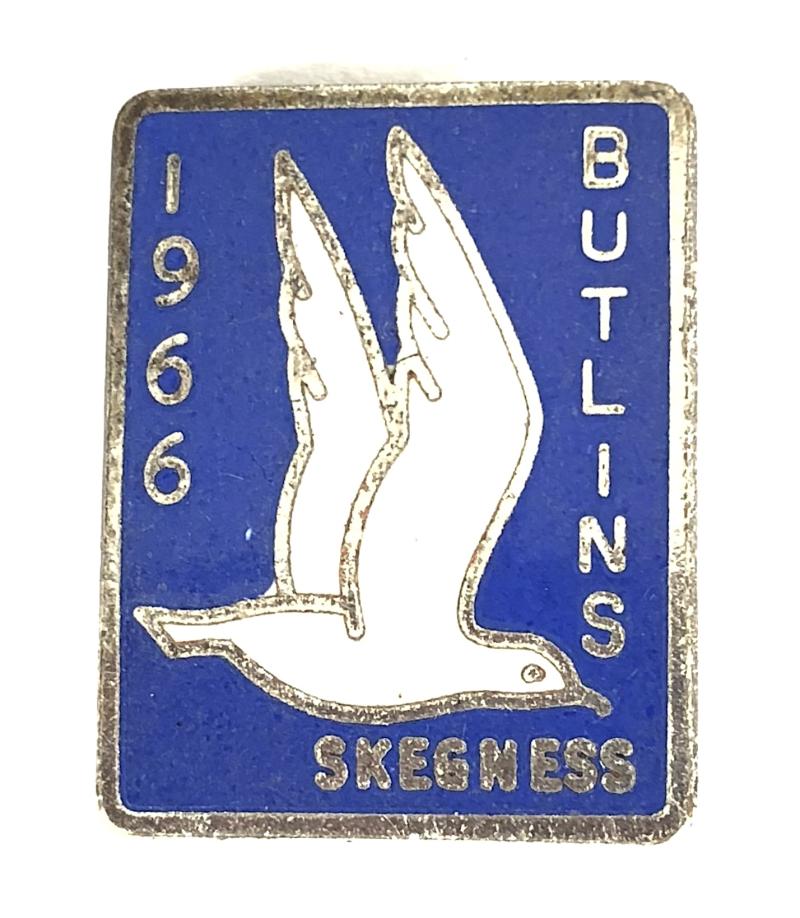 Butlins 1966 Skegness Holiday Camp Seabird Badge