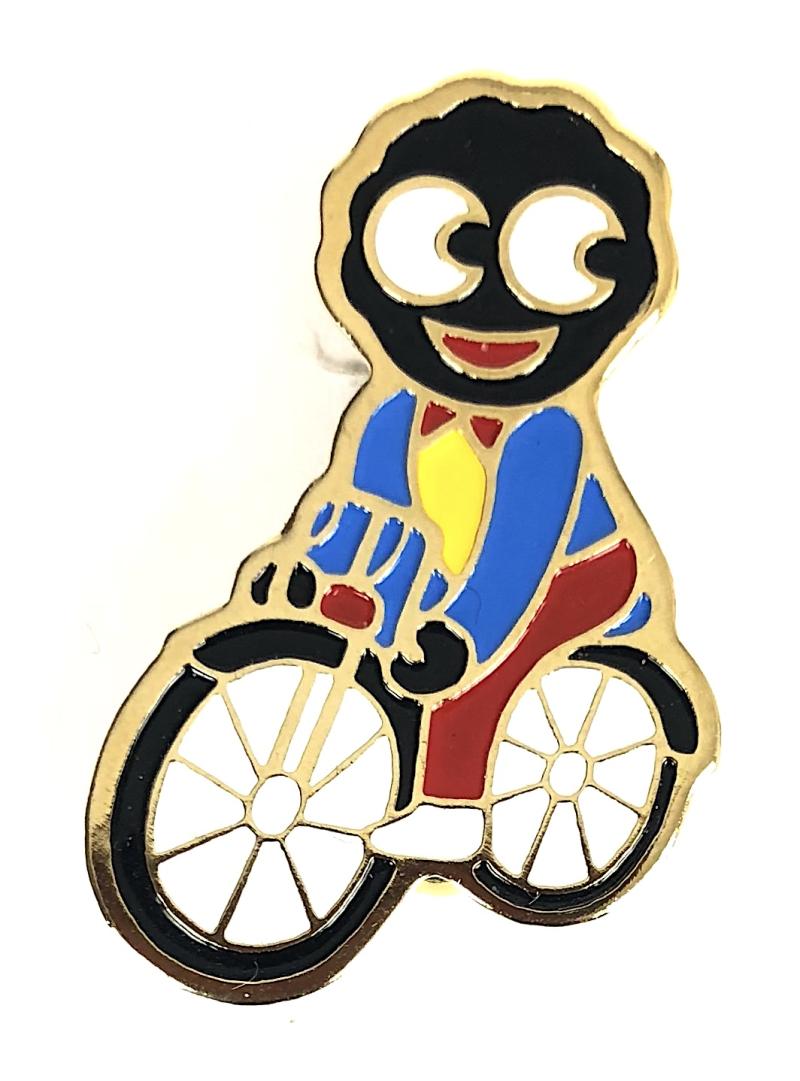 Robertsons 1980 Golly Cyclist advertising badge