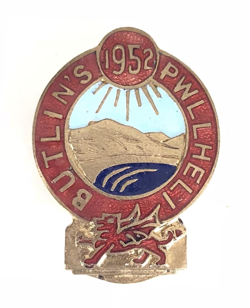 Butlins 1952 Pwllheli Holiday Camp Welsh Mountain Badge Wales