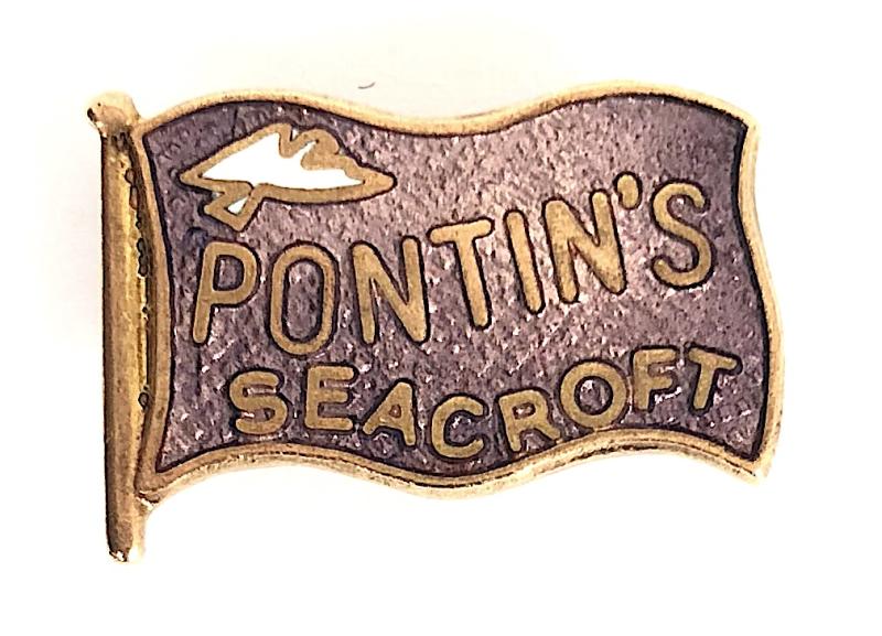 Pontins Holiday Camp Seacroft enamel flag badge Norfolk