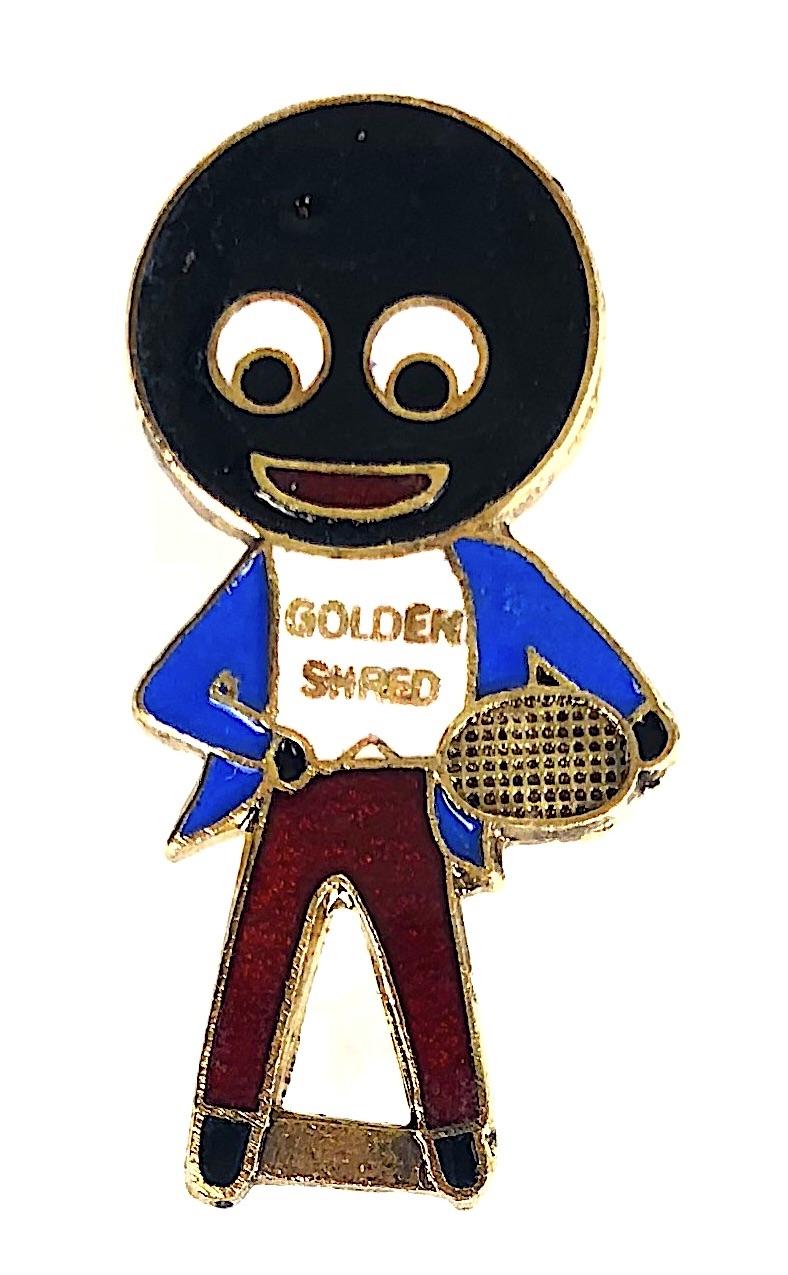 Robertsons Golly tennis player white waistcoat advertising badge W.Reeves & Co
