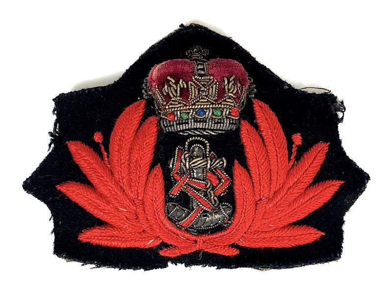 Queen Alexandras Royal Naval Nursing Service QARNNS hat badge