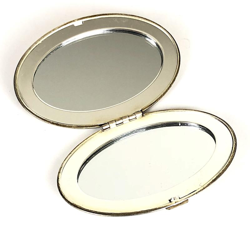 Royal Navy HMS Quorn Ships Company Dance Ladies Powder Compact Memento