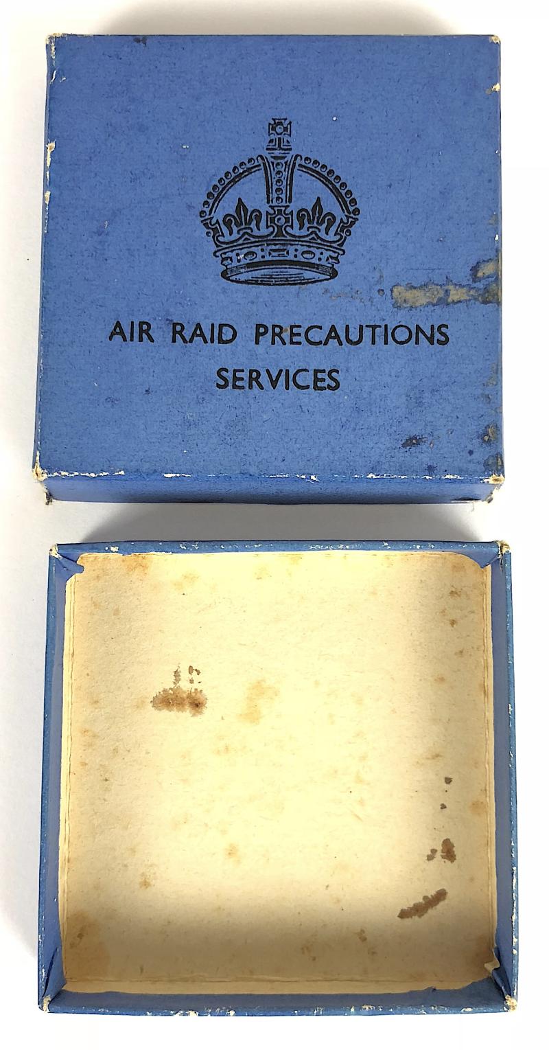 WW2 Air Raid Precautions Services ARP lady warden blue badge box