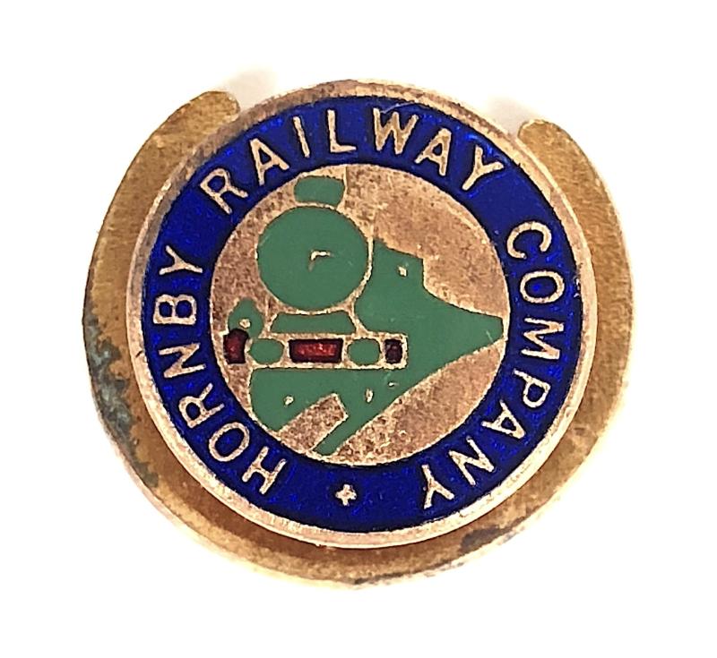 Hornby Railway Company toy train club red green enamel badge