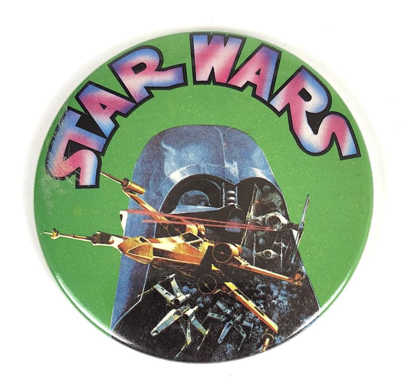 Star Wars Copyright 1977 Twentieth Century Fox Film Corp Darth Vader badge