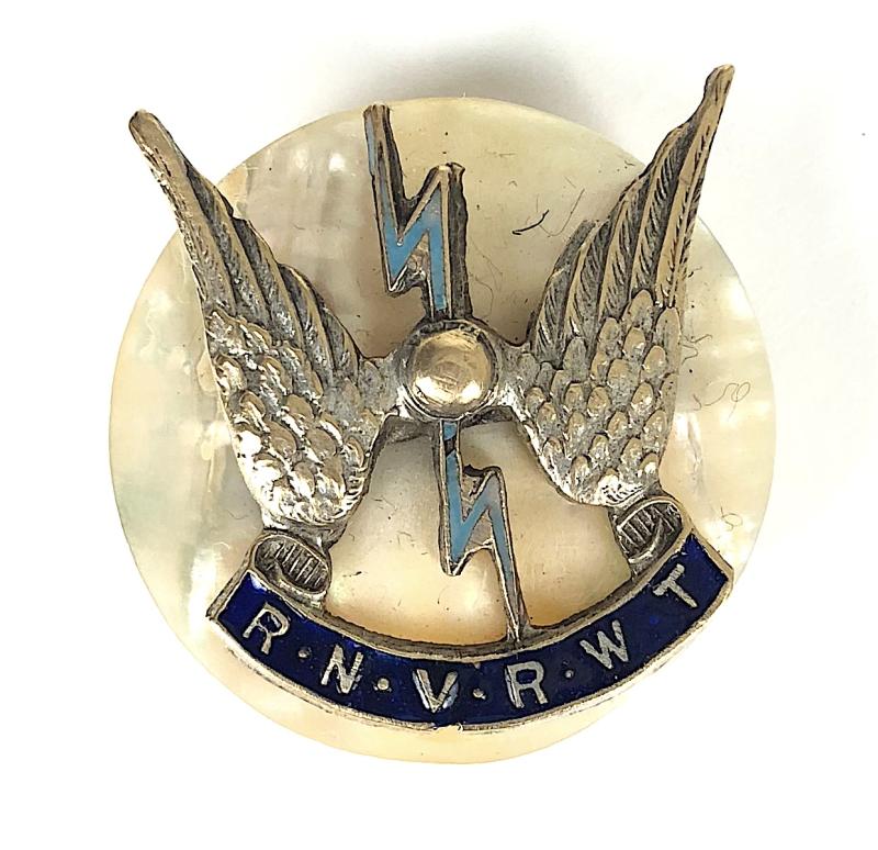 Royal Navy Volunteer Reserve Wireless Telegraphist R.N.V.R.WT sweetheart brooch