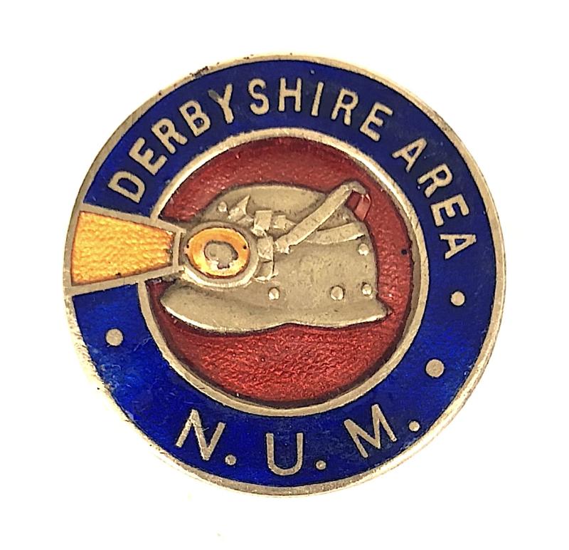 National Union of Mineworkers Derbyshire Area NUM badge c.1945