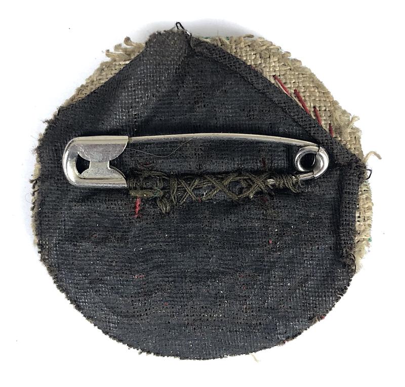 WW1 Womens Land Army LAAS felt cloth overall coat badge