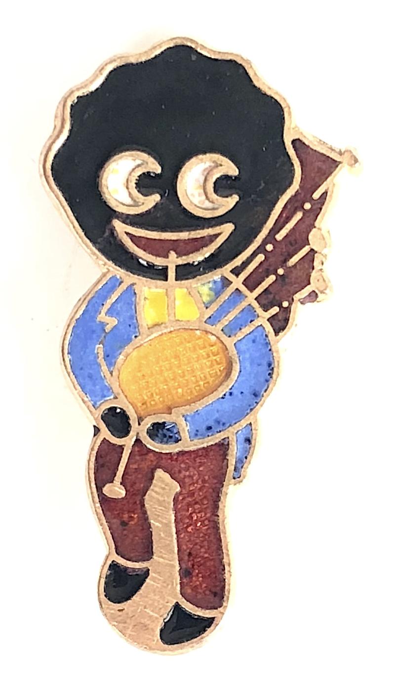 Robertsons 1970s Golly bagpiper advertising badge R.E.V.Gomm