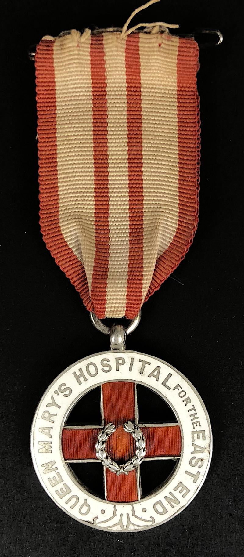 Queen Marys Hospital for the East End 1931 silver nurses badge