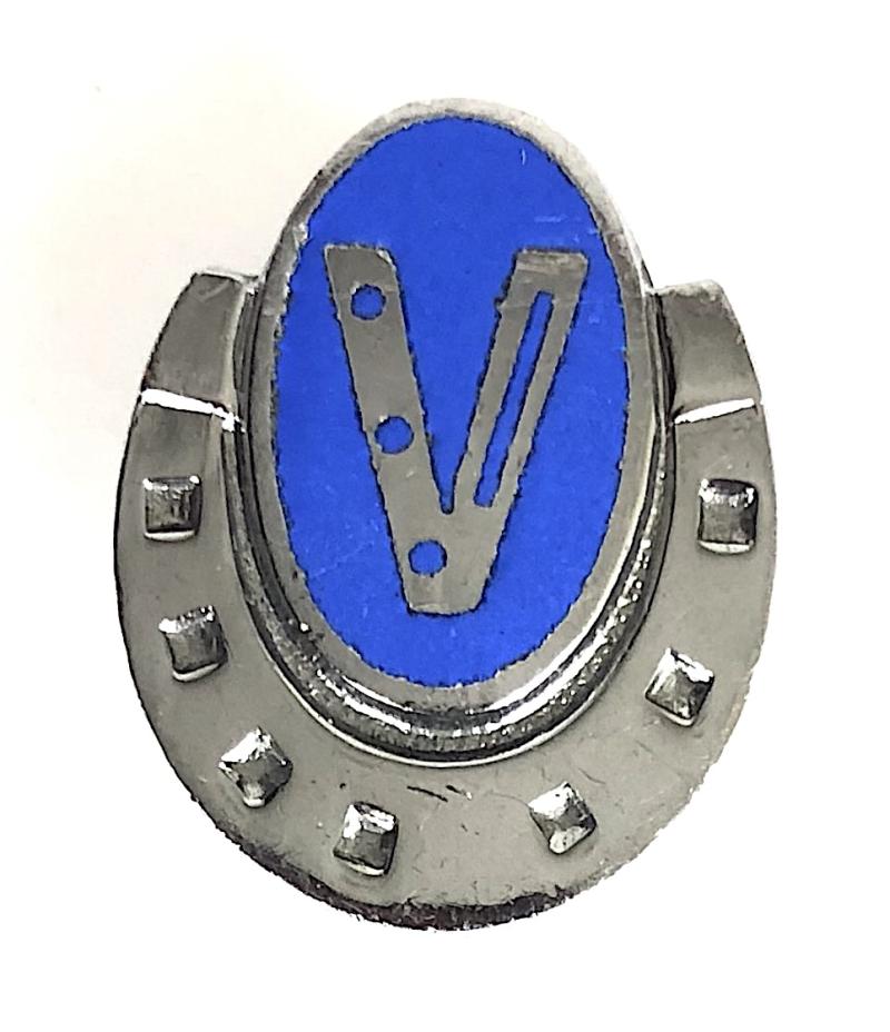 WW2 Churchills V For Victory morse code home front good luck badge