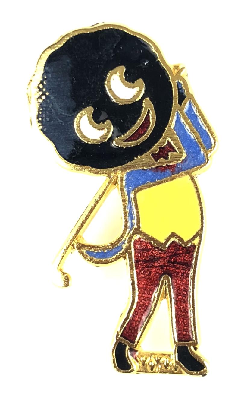 Robertsons 1970s Golly golfer advertising badge R.E.V.Gomm